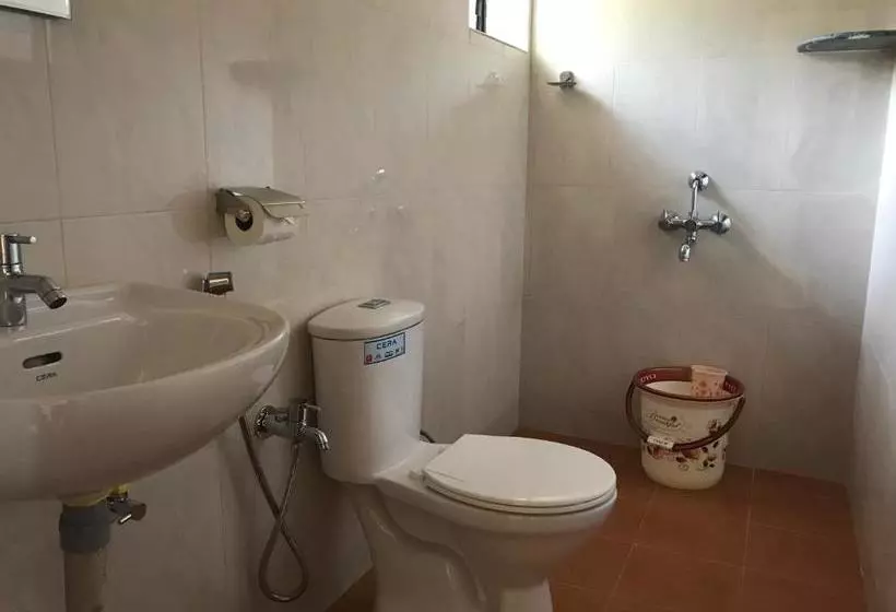 ペンション All Seasons Guest House