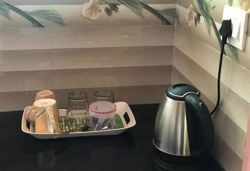 ペンション All Seasons Guest House