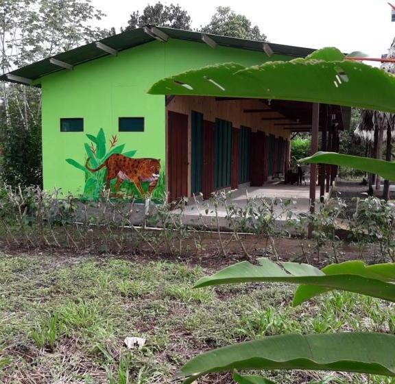 פנסיון Jhazmin Aeropuerto