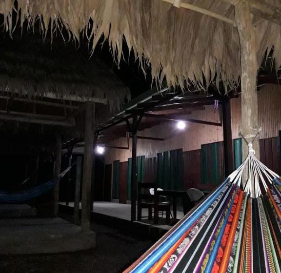 פנסיון Jhazmin Aeropuerto