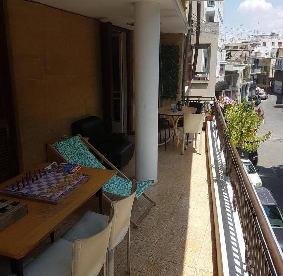 Xanthis Hostel Nicosia City Centre