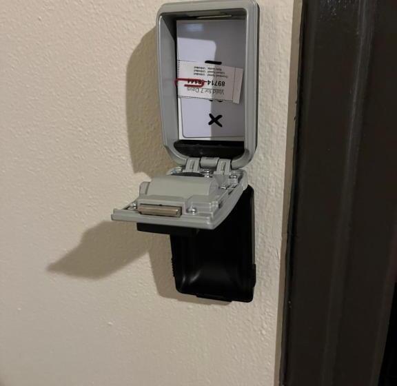 Xanthis Hostel Nicosia City Centre