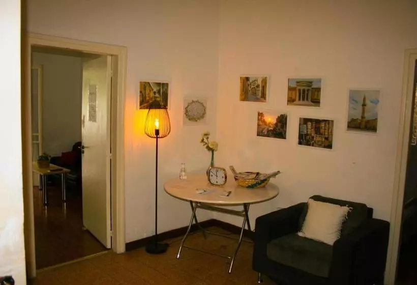 Xanthis Hostel Nicosia City Centre