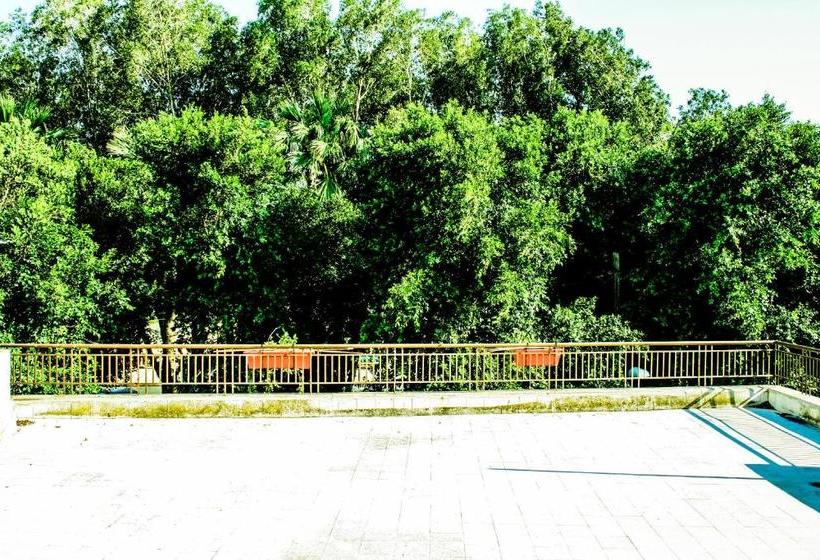 Xanthis Hostel Nicosia City Centre