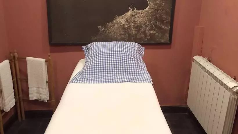 ペンション Aux 3 Portes