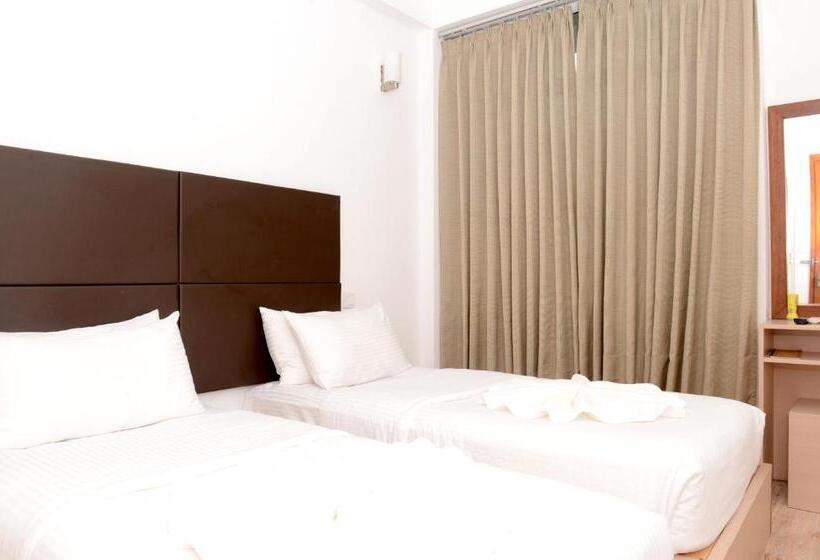 پانسیون Express Inn At Hulhumale