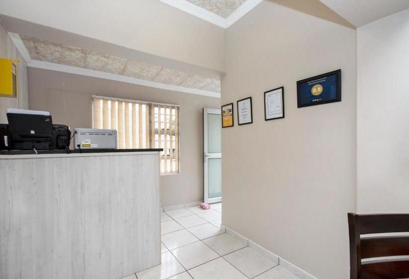 Пансион Newtondale Self Catering