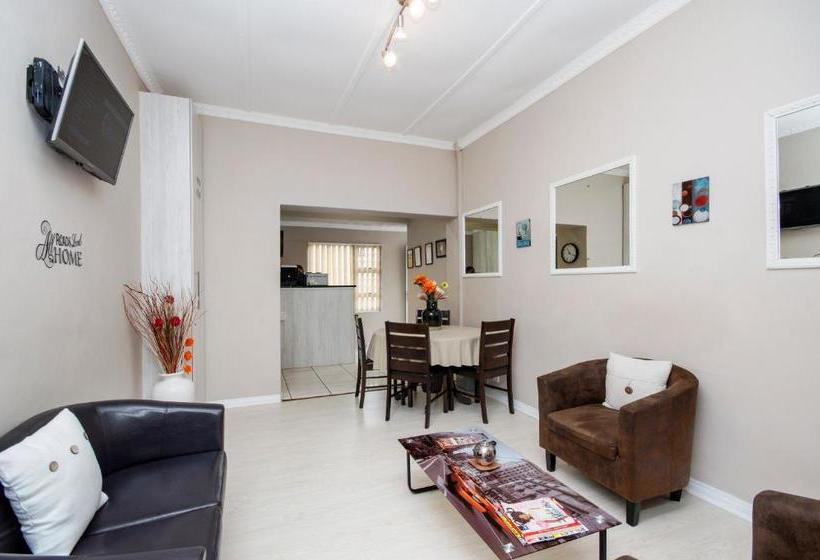 Пансион Newtondale Self Catering