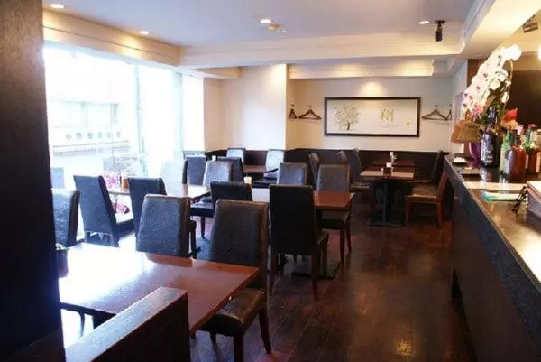 Hotelli Urban  Twins Chofu