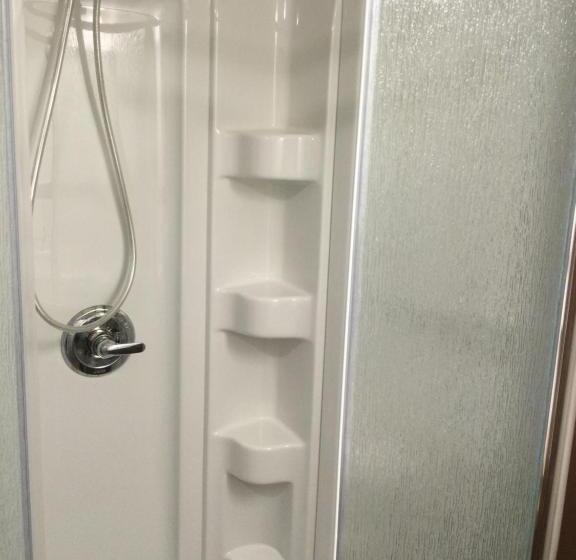 هاستل Water Suites