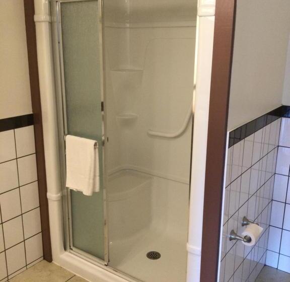 هاستل Water Suites