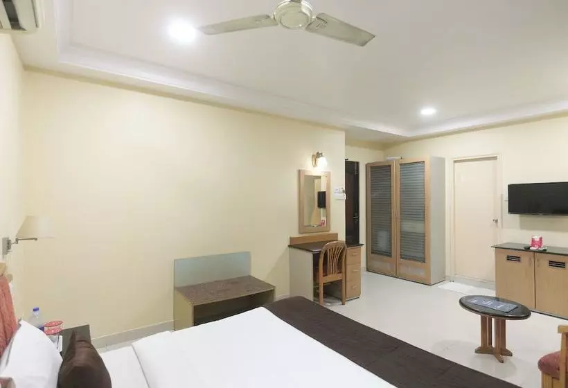 Oyo Flagship 342 Anna Nagar Mmm Hospital