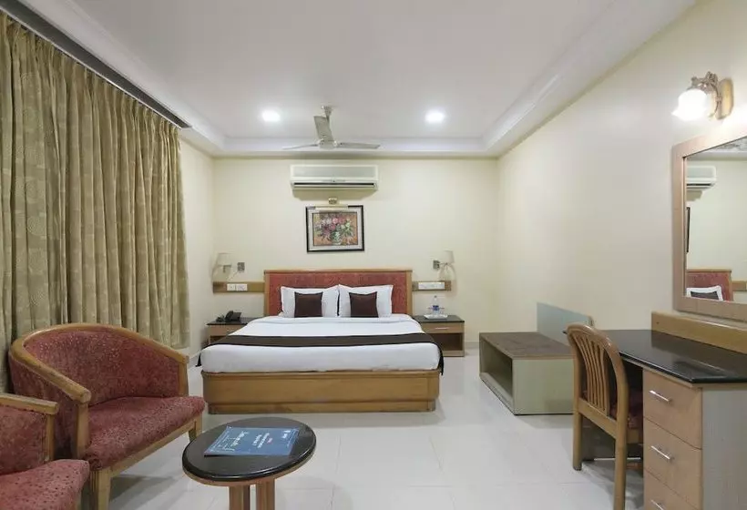 Oyo Flagship 342 Anna Nagar Mmm Hospital