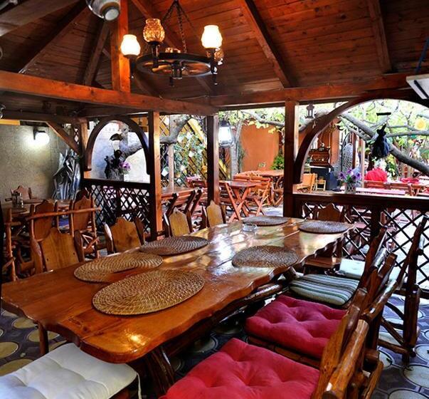 پانسیون Casa Belazur