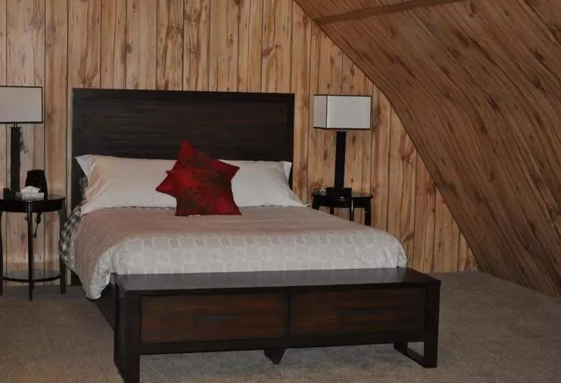 Majatalo Garden House