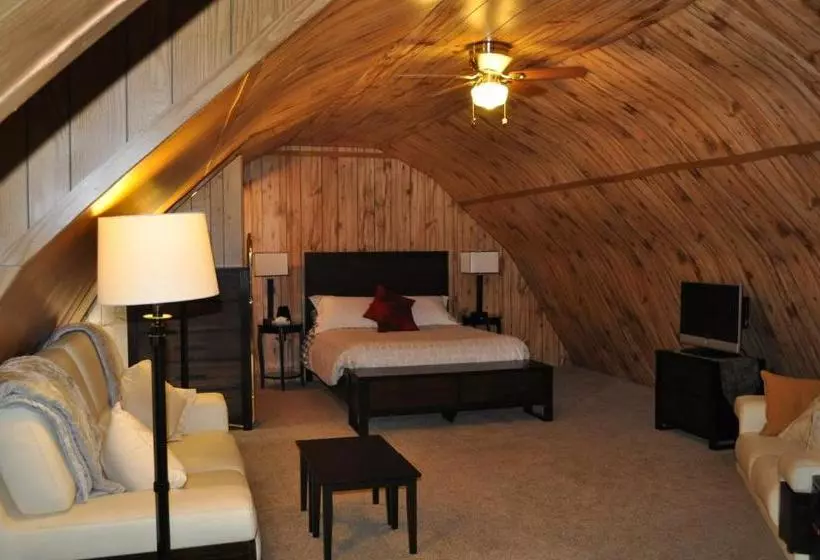 Majatalo Garden House