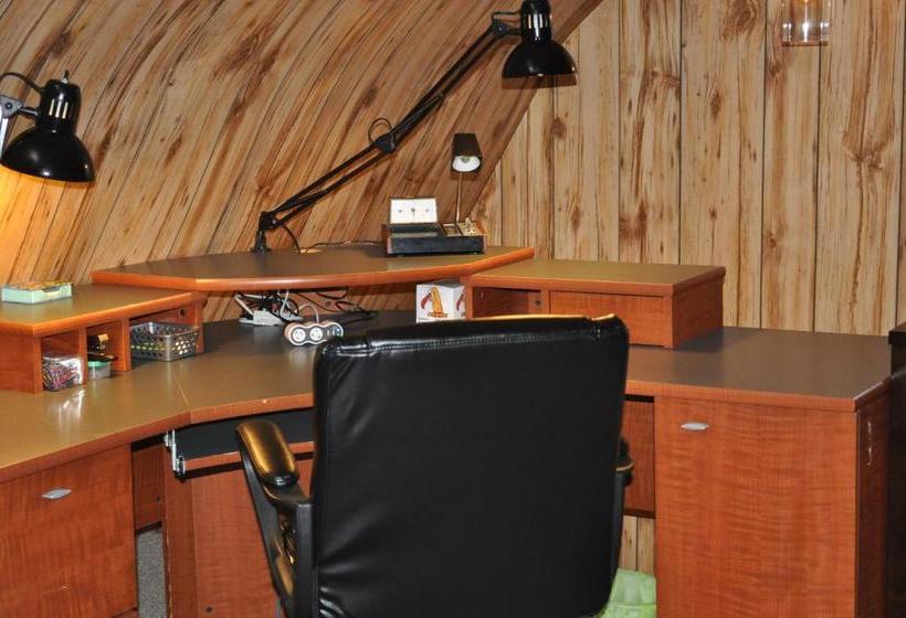 پانسیون Garden House