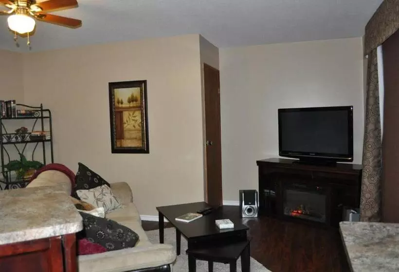 Majatalo Garden House