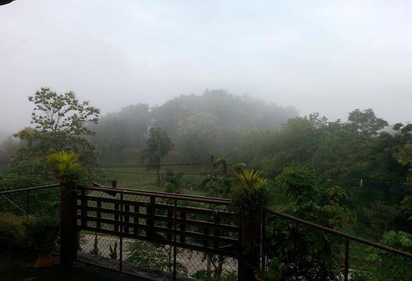 Пансион Monkeaw And Climber S Camp