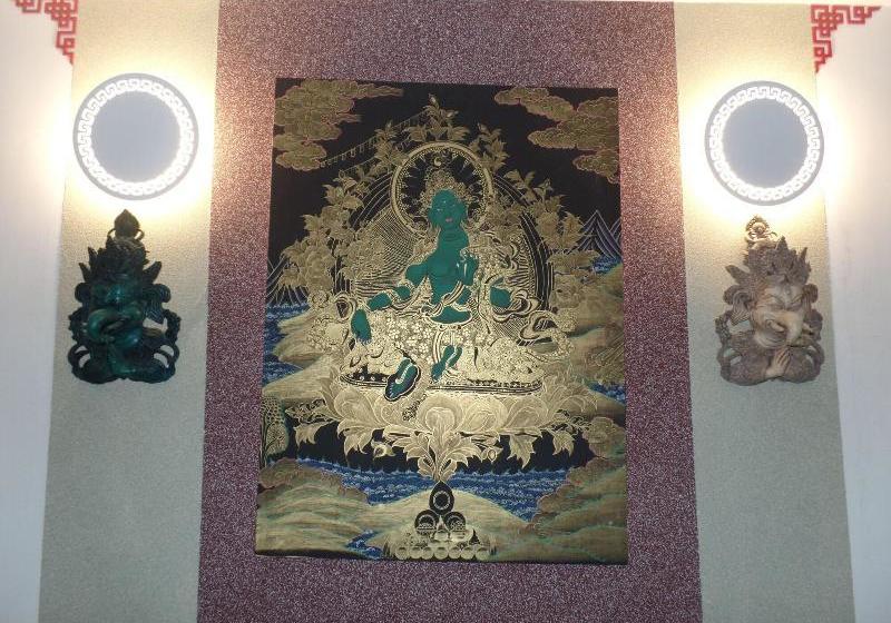 הוסטל The Lindsay Cheu Den