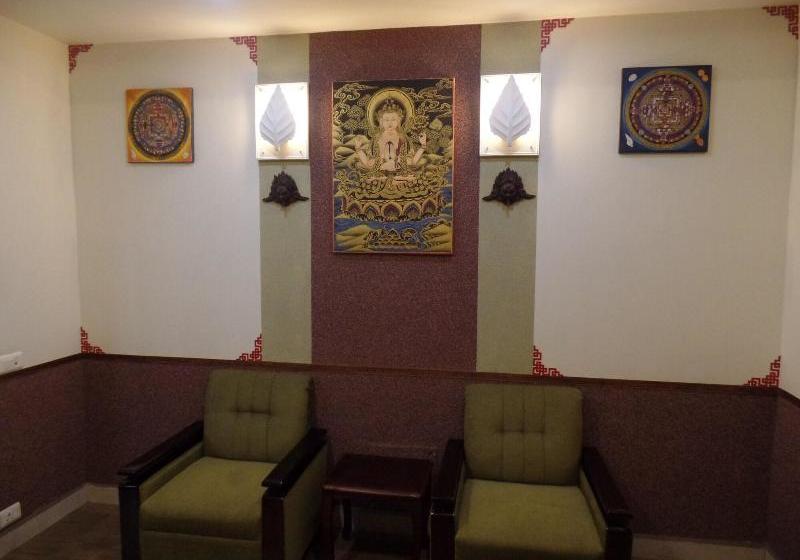 הוסטל The Lindsay Cheu Den