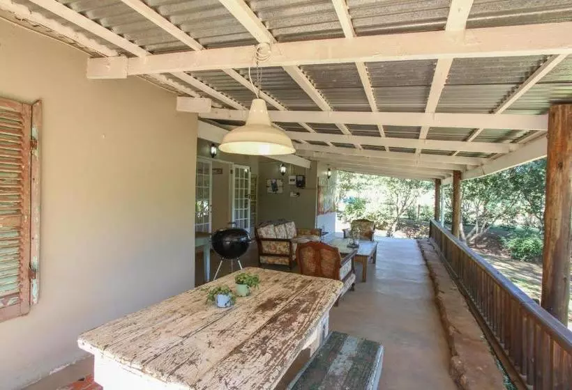 هتل Lavender Trout Guest Farm