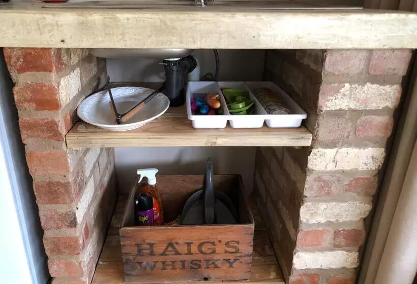 هتل Lavender Trout Guest Farm