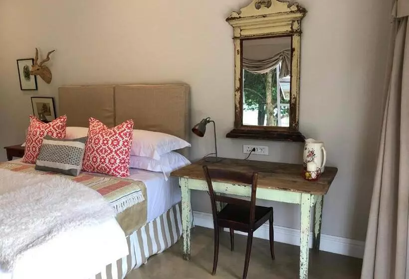 هتل Lavender Trout Guest Farm