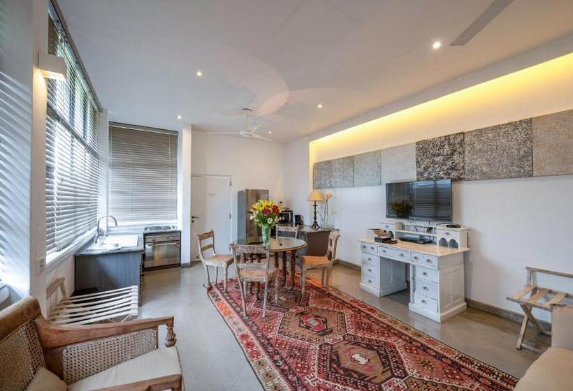 膳宿费 55tg Boutique Suites