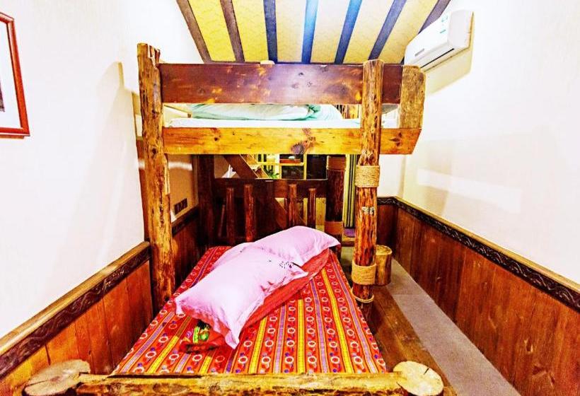 Pansiyon Dielianhua Cowherd Inn Zhangjiajie