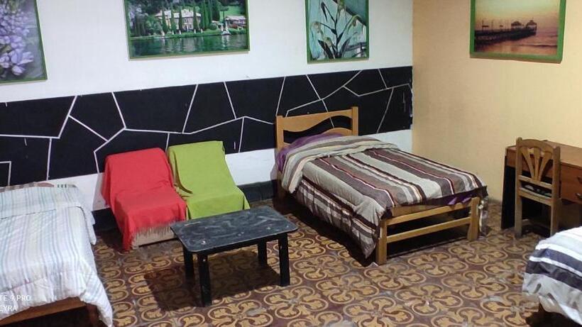 پانسیون Garden Guest House