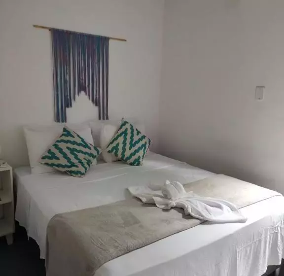 ペンション Pousada Aroeira