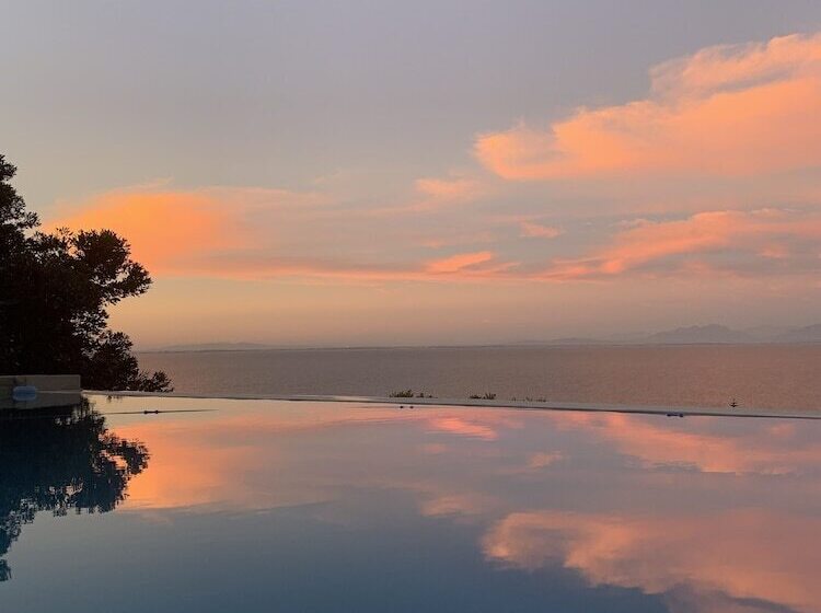 Pension Residence William French