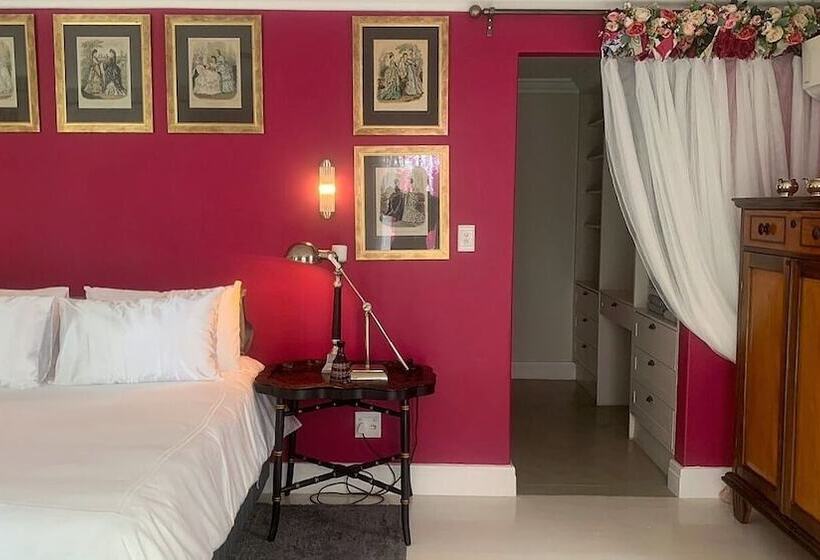 Pension Residence William French