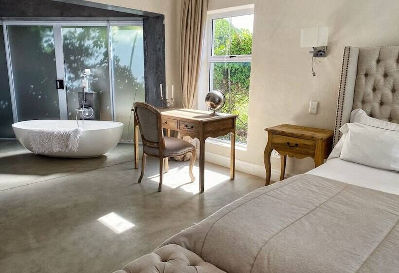 Pension Residence William French