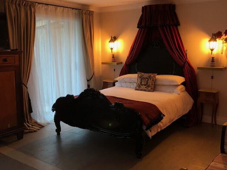 Pension Residence William French