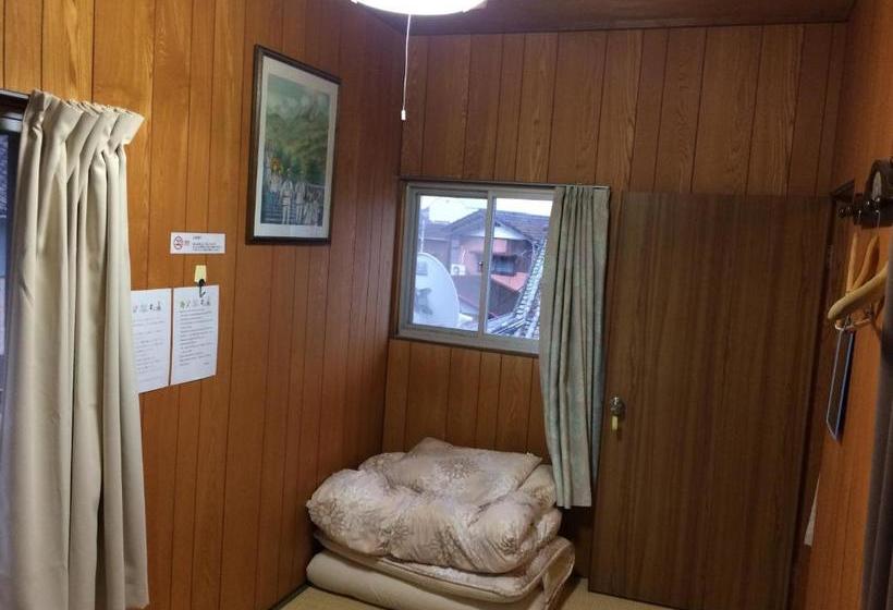 פנסיון Guest House Genza