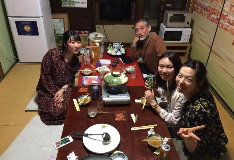 פנסיון Guest House Genza