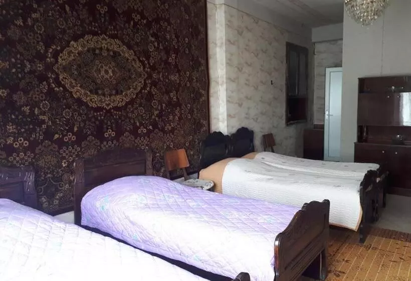 پانسیون Guesthouse Angelina Koko