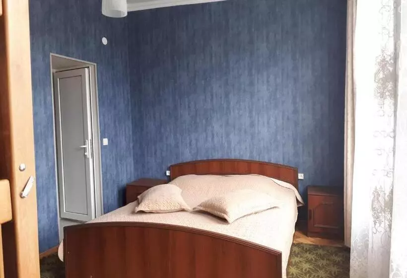 پانسیون Guesthouse Angelina Koko