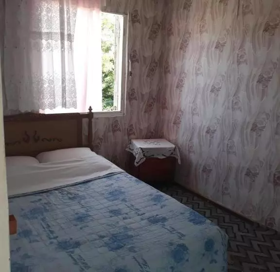 پانسیون Guesthouse Angelina Koko