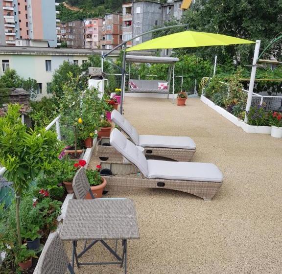 Пансион Ilir Guest House 1