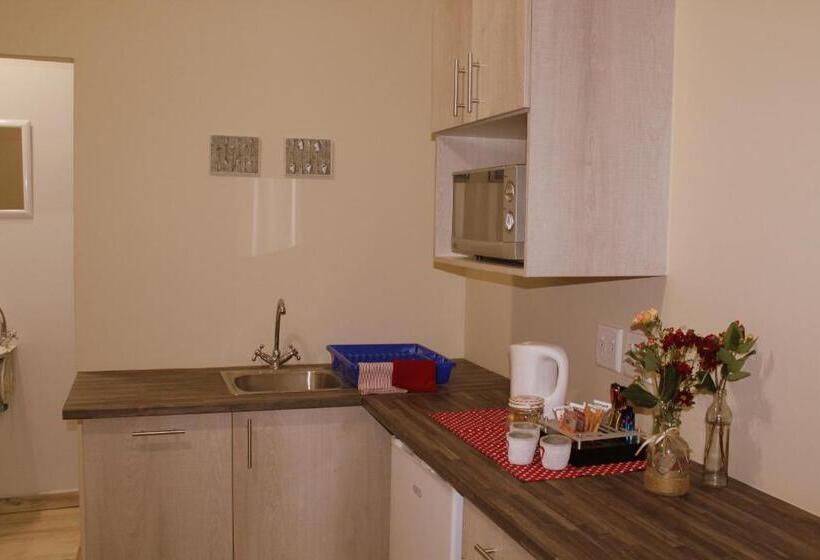 پانسیون Ley Lia Guest House