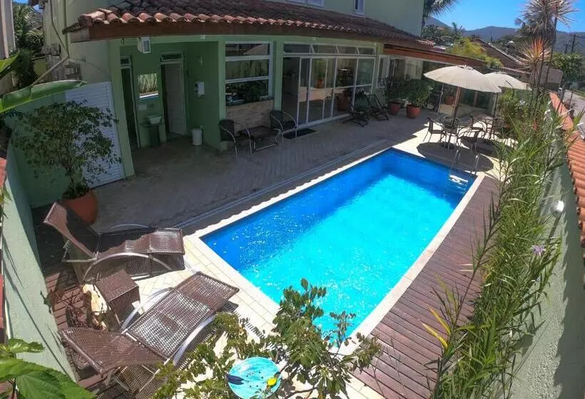 ペンション Pousada Etoile