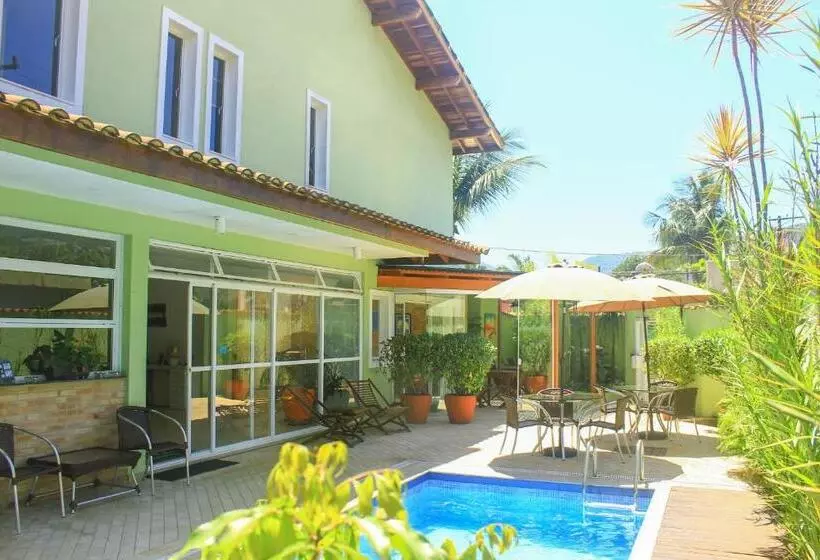 ペンション Pousada Etoile