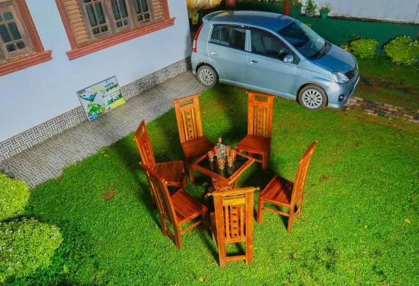 ペンション Sajee Villa