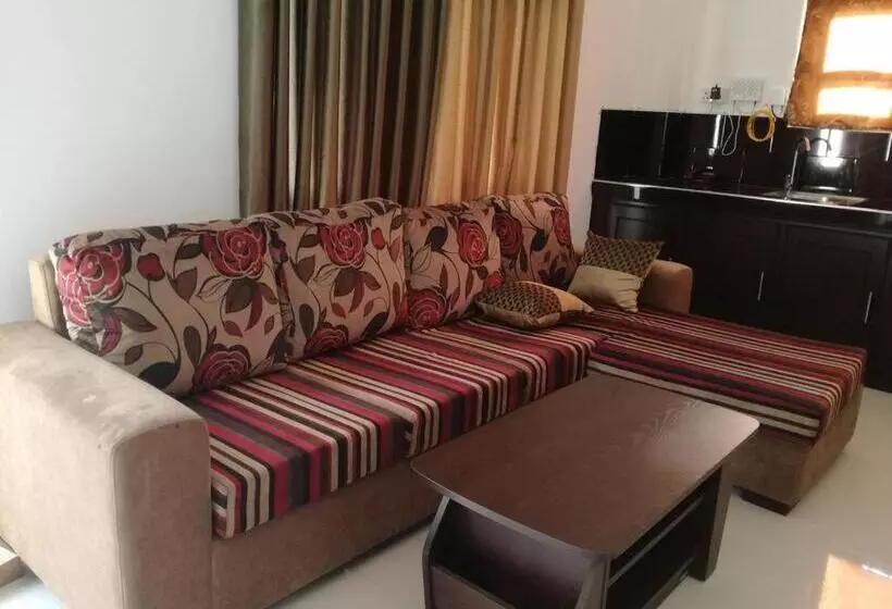 ペンション Apna Homestay Apartments