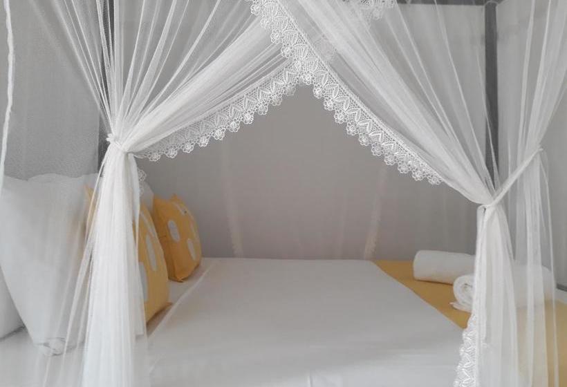 펜션 Apna Homestay Apartments