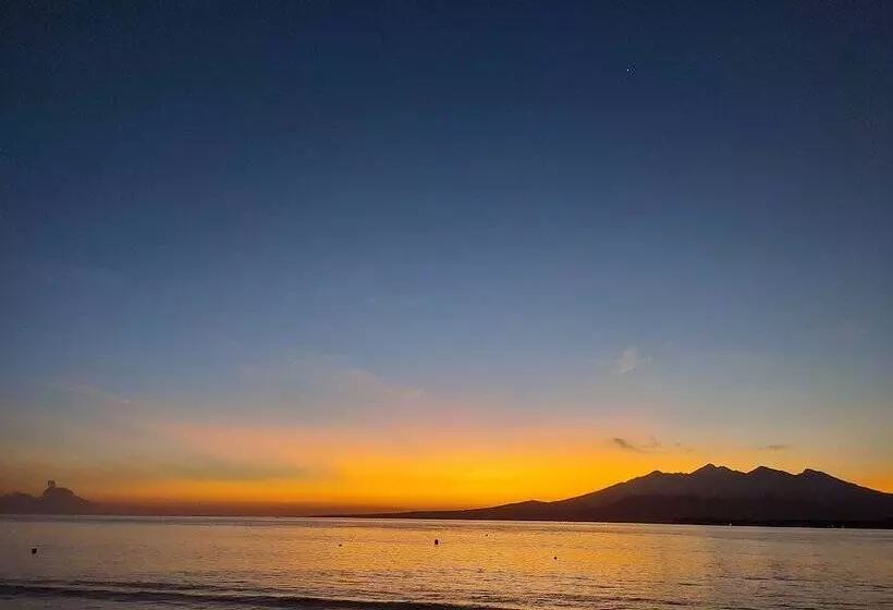 ペンション The This Kon Gili Meno