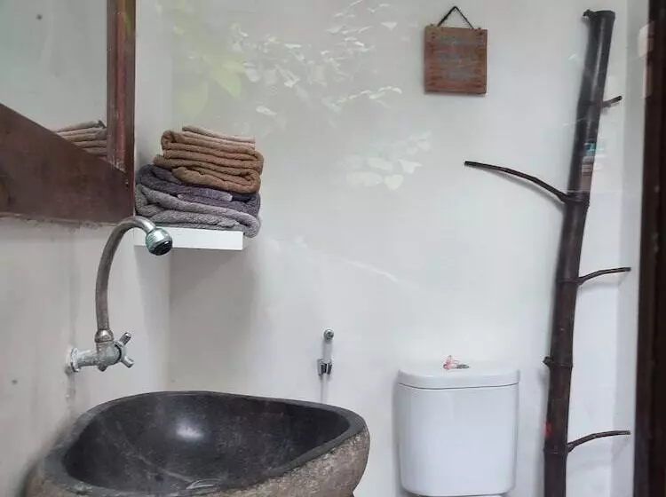 ペンション The This Kon Gili Meno